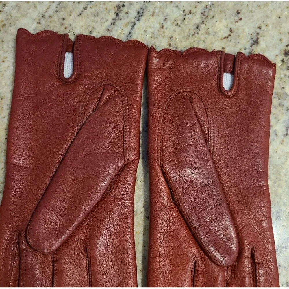 Vintage Size M Red Orange Soft Leather Knit Lined 8.5